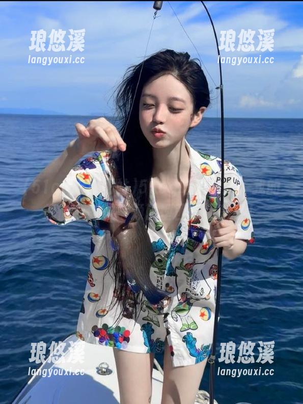 51cg吃瓜网站：我的烦恼导航被一颗巨型西瓜覆盖了！