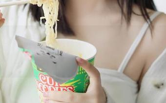 今日必吃清单,快跟51吃瓜直达,别错过那些“咸”的故事。