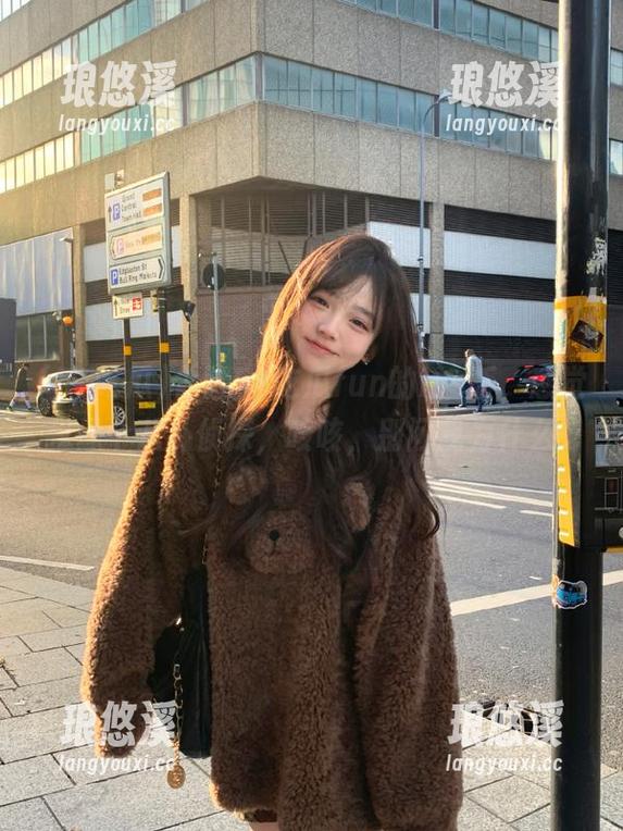 体验51吃瓜fun的ios版，感觉我像个八卦侦探，咳咳，别问我为什么...