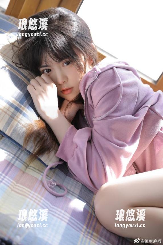 51吃瓜中心 “51吃瓜中心”又发布了,感觉得找个角落悄悄围观一下!