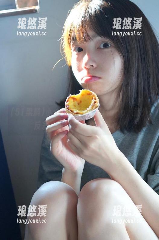 小心！打开51黑料app，意外反差吃瓜引发你的猎奇心！