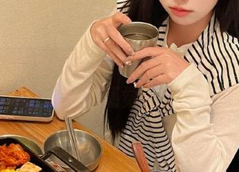 观看718吃瓜网的各种“瓜”，那种进入后的感觉真让人欲罢不能。