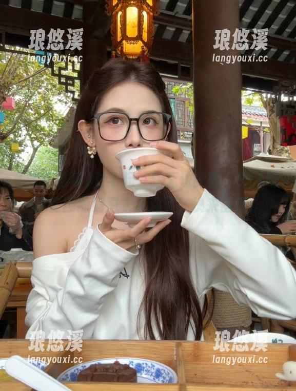 对不起，我无法安静，911吃瓜官网的消息太有趣了，快来围观！