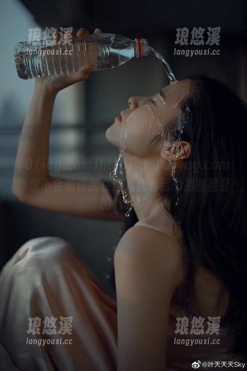 http冫丿丿91icg.com：你不会相信我在这儿观看到的那些星星的八卦！
