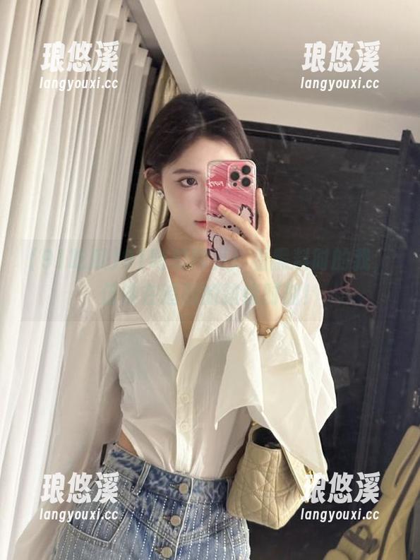 91吃瓜网页：看黑料时的我，仿佛在追剧的边缘时刻！