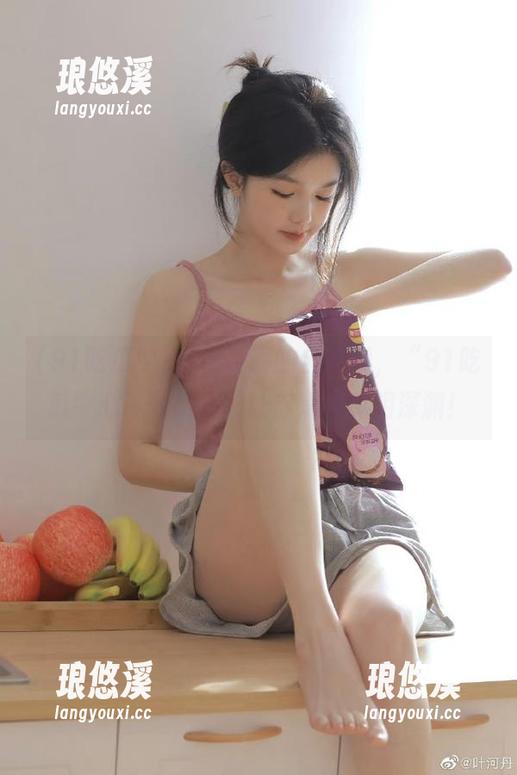 假无聊的全是戏，“91吃瓜中心”网站一秒让你滚入真相深渊！