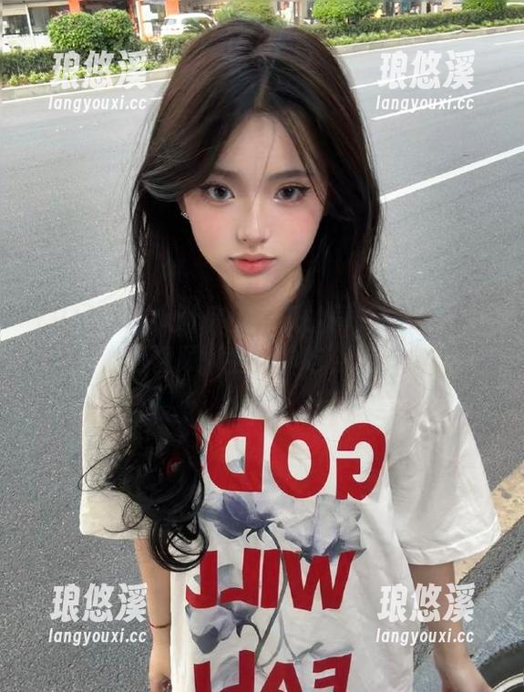 91吃瓜中心 你们吃瓜的同时看91吃瓜中心的视频,会被‘吃’到多久?