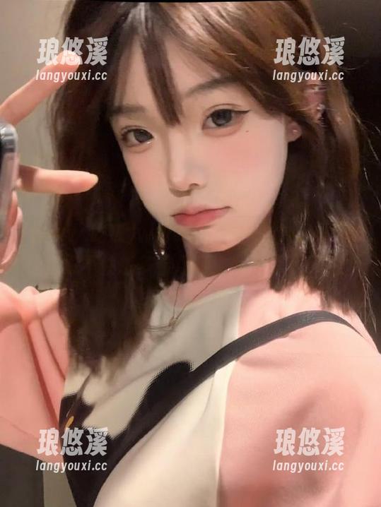 www.吃瓜 www.吃瓜的奇妙视频,总让我忍不住想多看几遍,真是停不下来!