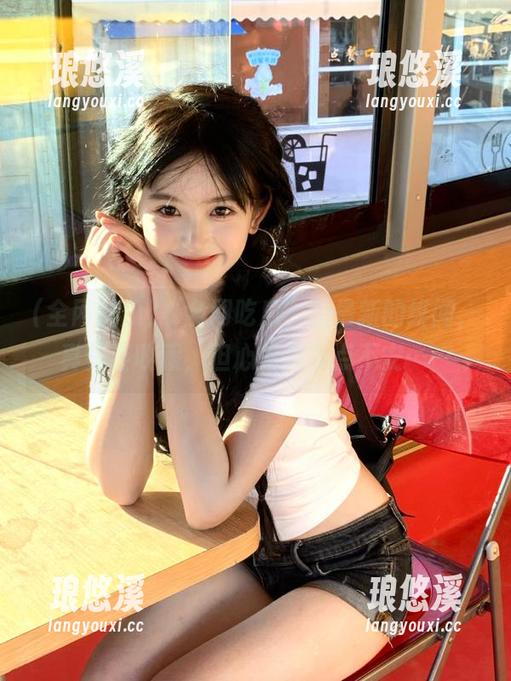 全网吃瓜 “全网吃瓜”里最新的绯闻,真是该收藏,但心里却有点不安……