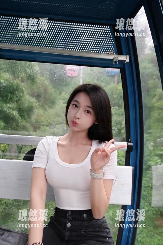 冲哥黑料 冲上首页,这里的冲哥黑料每日一冲,让你嗨翻天!