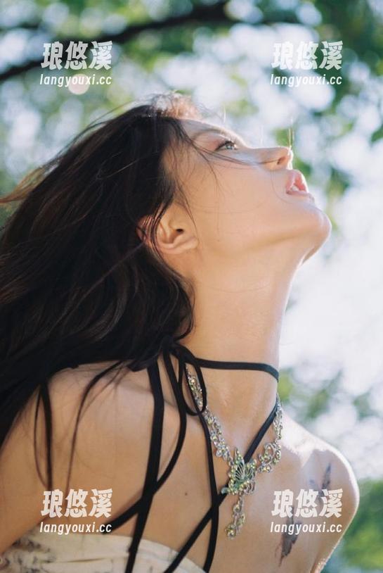 吃瓜天堂 加入吃瓜天堂,收藏过往的奇葩事件,真是乐趣无穷!