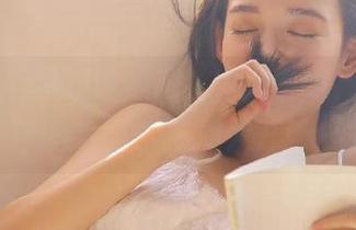 登录吃瓜网,输入密码,准备迎接今日的脑洞大开!