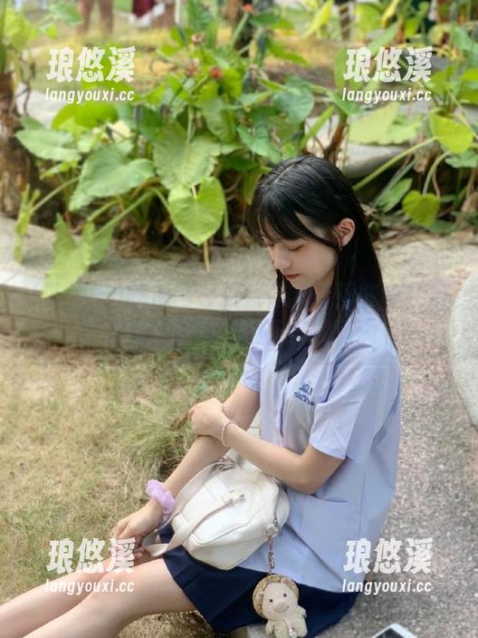 吃瓜网导航教你翻看那些年我们不知道的黑料，保证乐趣满满！