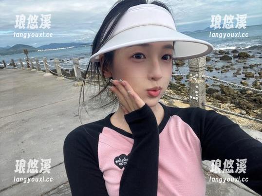 吾爱吃瓜网页：听说今日看料，谁又把八卦抖起来了？