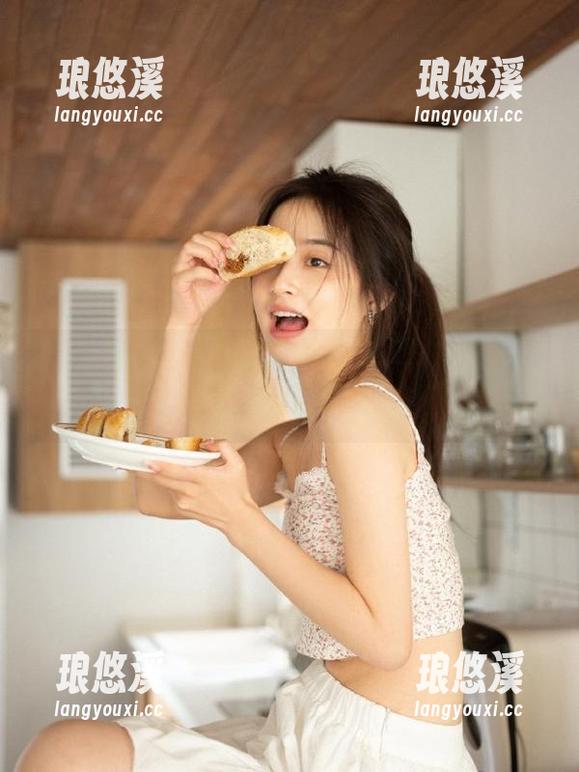 国产黑料 如果生活给你开黑料,记得访问“国产黑料”官网!