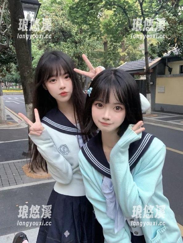 站好最后一班岗，在线解锁“明星黑料”：原来他们也曾这样过！