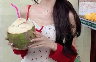 51每日黑料网：下载瓜草滋味，日常脑洞大开！