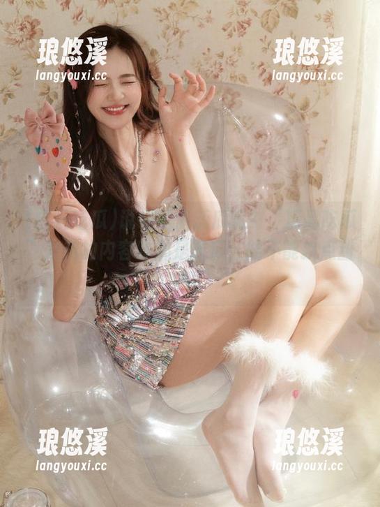 精品吃瓜 说好的清新瓜呢?“精品吃瓜”发布的内容咋都是苦瓜,能不能换点甜的?