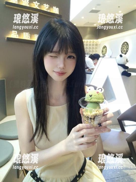 “155.fun黑料不打烊”app：一边忙着吃瓜，一边假装很理智。