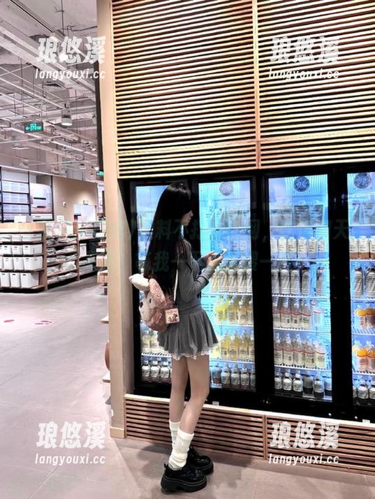 黑料不打烊官网，吃瓜聊天两不误，等我一下我再搜一搜！