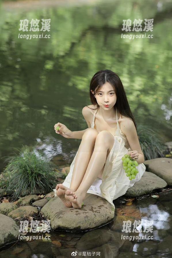 黑料不打烊 苹果手机用户快看!黑料不打烊苹果版带你遨游瓜界,随时来点新鲜的!
