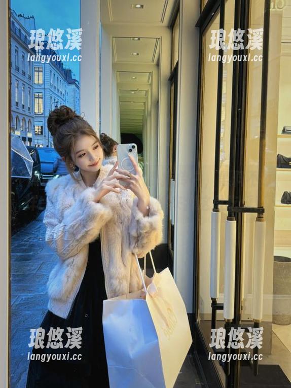 最新八卦疯传中，黑料不打烊tttzzz链接直达，快来我这里吃瓜！