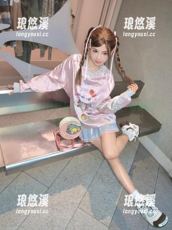 黑料社 黑料社发布下载大赛,看谁能一口气吃下更多瓜!