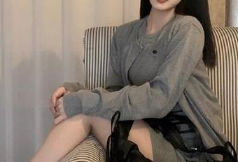 黑料社在线，观看时光飞逝，顿时觉得那些青春只剩下了狗血！