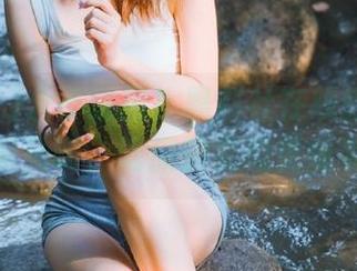 永不迷路！黑料社在线教你如何用抓马啊，吃瓜的姿势更重要！
