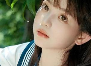 苹果版黑料社下载，心怀忐忑却又总想一探究竟！