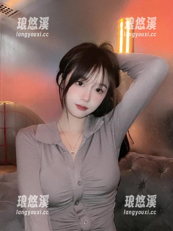 黑料社 黑料社下载入口有点玄乎啊,难不成是漫游到了平行世界?